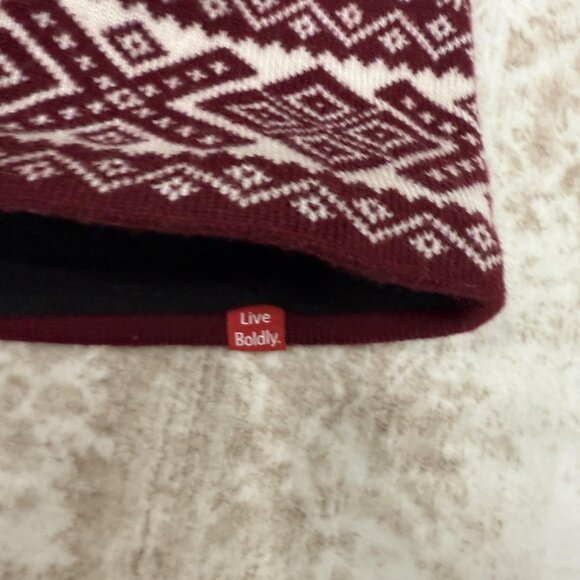 Krimson Klover Hat Beanie Pom Pom Womens One Size Burgundy White Fair Isle Wool - Picture 6 of 8